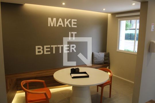 Área comum de kitnet/studio para alugar com 1 quarto, 28m² em Água Branca, São Paulo