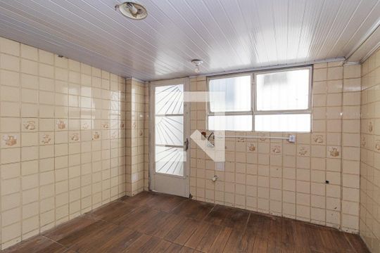 Cozinha de apartamento para alugar com 1 quarto, 37m² em Petrópolis, Porto Alegre