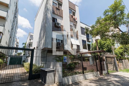 Fachada do Prédio de apartamento para alugar com 1 quarto, 37m² em Petrópolis, Porto Alegre