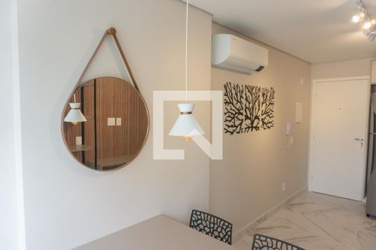 Sala/Cozinha de apartamento para alugar com 1 quarto, 35m² em Bela Vista, São Paulo