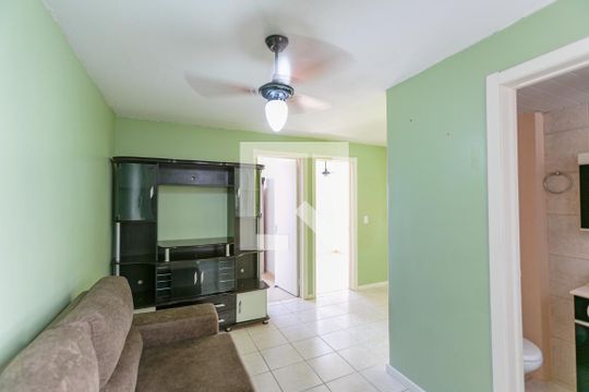 Sala de apartamento à venda com 2 quartos, 49m² em Rubem Berta, Porto Alegre