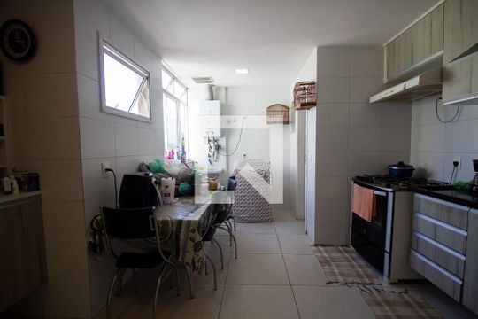 Cozinha e Área de Serviço de apartamento à venda com 3 quartos, 210m² em Recreio dos Bandeirantes, Rio de Janeiro