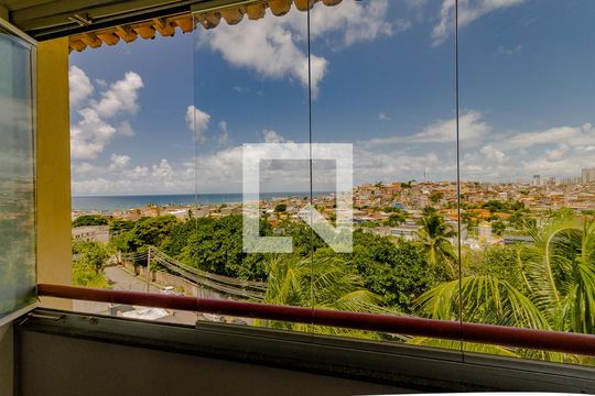 Vista da sala de apartamento para alugar com 3 quartos, 80m² em Boca do Rio, Salvador
