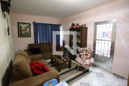 Casa à venda com 3 quartos, 80m² em Vila Paranagua, São Paulo
