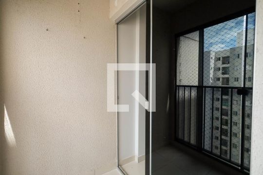 Sacada de apartamento para alugar com 2 quartos, 54m² em Parque Oeste Industrial, Goiânia