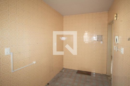 Cozinha de apartamento para alugar com 3 quartos, 80m² em Cordovil, Rio de Janeiro