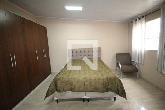 Quarto de casa à venda com 3 quartos, 250m² em Parque Luis Mucciolo, São Paulo