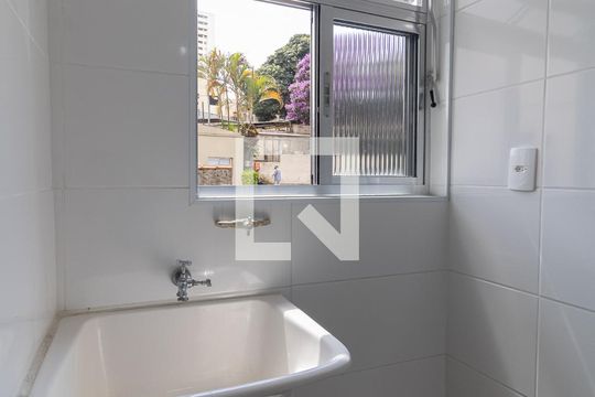 Lavanderia de apartamento à venda com 3 quartos, 63m² em Vila das Mercês , São Paulo