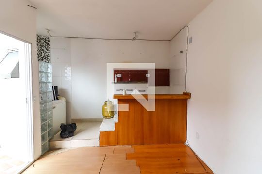 Cozinha de casa para alugar com 1 quarto, 300m² em Jardim Saint Moritz, Taboão da Serra