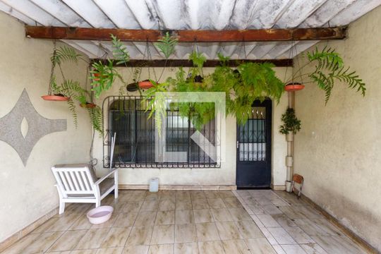 Garagem de casa à venda com 3 quartos, 250m² em Parque Santo Eduardo, São Paulo