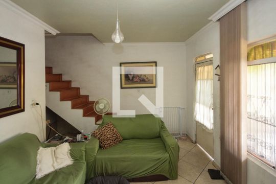 Sala de casa à venda com 3 quartos, 250m² em Parque Santo Eduardo, São Paulo