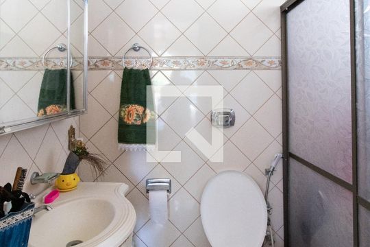 Banheiro da Suíte de casa à venda com 4 quartos, 250m² em Tristeza, Porto Alegre