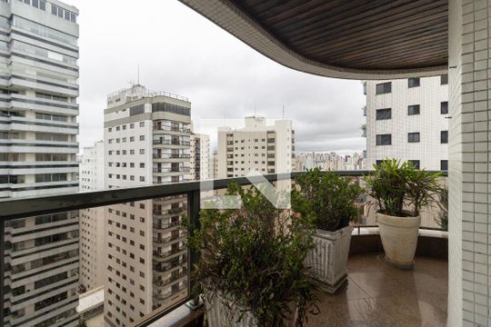 Varanda da Sala de apartamento à venda com 4 quartos, 220m² em Jardim da Saúde, São Paulo