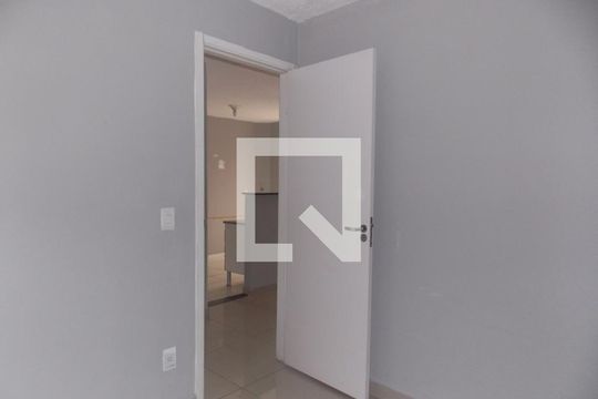 quarto de apartamento para alugar com 2 quartos, 48m² em Jardim Ansalca, Guarulhos