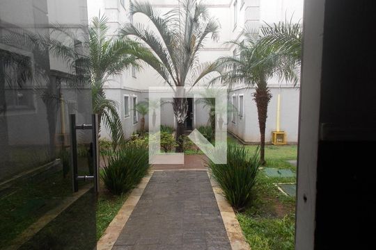 Área comum de apartamento para alugar com 2 quartos, 48m² em Jardim Ansalca, Guarulhos