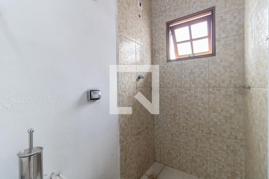 Banheiro de casa para alugar com 1 quarto, 40m² em Vila das Merces, São Paulo