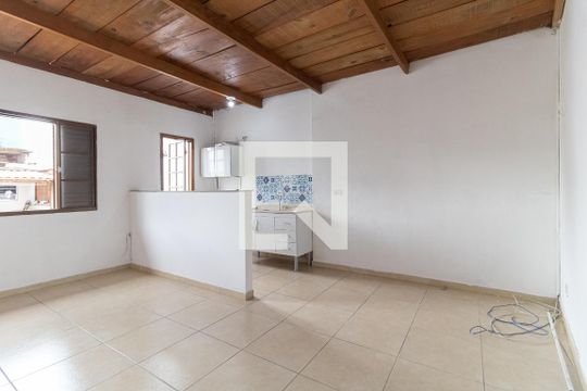 Casa para alugar com 1 quarto, 40m² em Vila das Merces, São Paulo