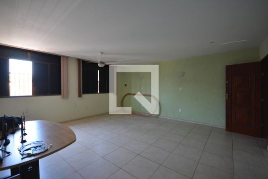 Suite  2 de casa de condomínio à venda com 5 quartos, 300m² em Vila Kosmos, Rio de Janeiro