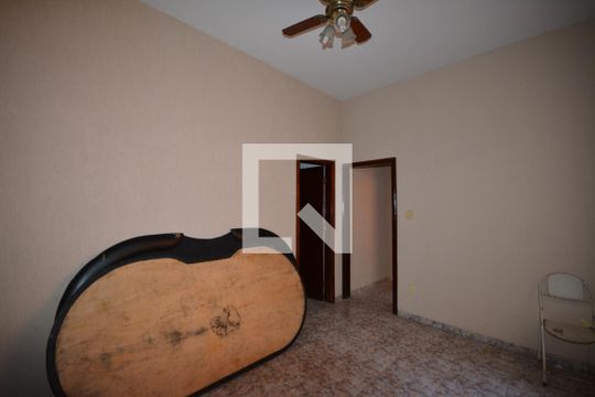 Sala 2 de casa de condomínio à venda com 5 quartos, 300m² em Vila Kosmos, Rio de Janeiro
