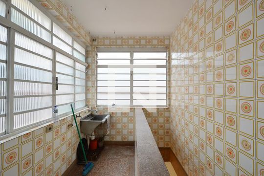 Área de Serviço de casa à venda com 4 quartos, 276m² em Vila da Saúde, São Paulo