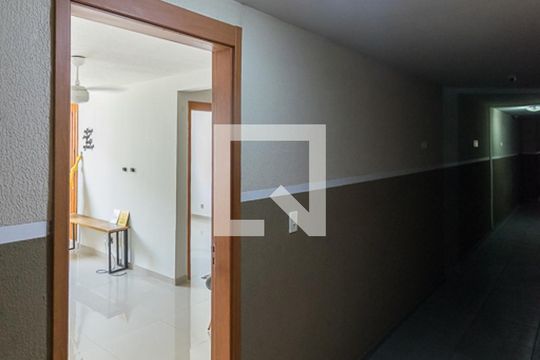 Área comum - Entrada do imóvel de apartamento para alugar com 2 quartos, 56m² em Vigário Geral, Rio de Janeiro