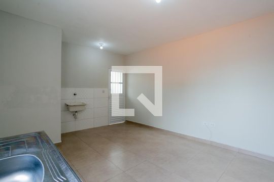 Sala/Cozinha de casa para alugar com 2 quartos, 60m² em Vila Basileia, São Paulo