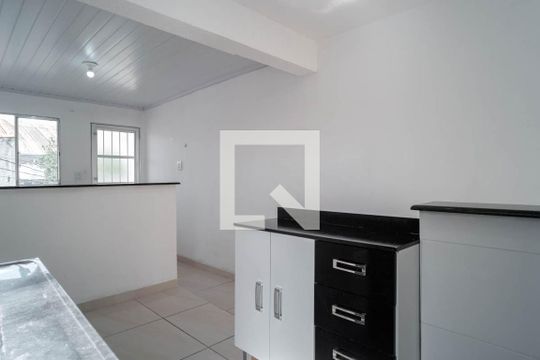 Casa à venda com 5 quartos, 250m² em Vila Ré, São Paulo