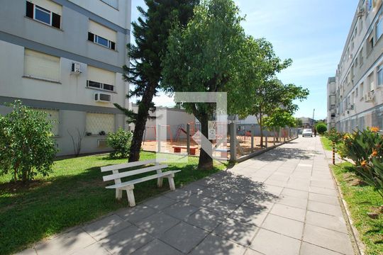 Área comum de apartamento para alugar com 3 quartos, 78m² em Cristal, Porto Alegre