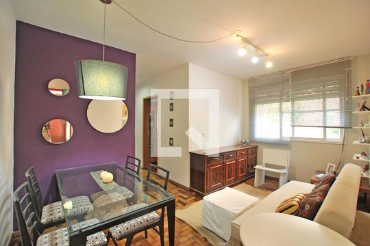 Apartamento para alugar com 3 quartos, 78m² em Cristal, Porto Alegre
