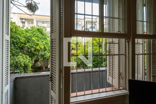 Quarto 2 de apartamento para alugar com 4 quartos, 100m² em Santana, Porto Alegre