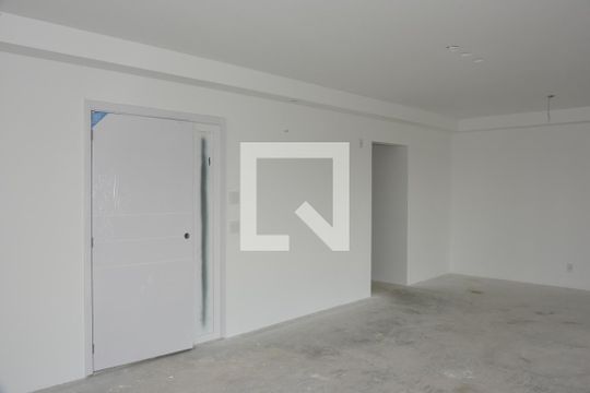 Sala de apartamento à venda com 3 quartos, 122m² em Vila Sofia, São Paulo
