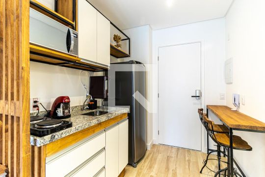 Cozinha de kitnet/studio à venda com 1 quarto, 23m² em República, São Paulo