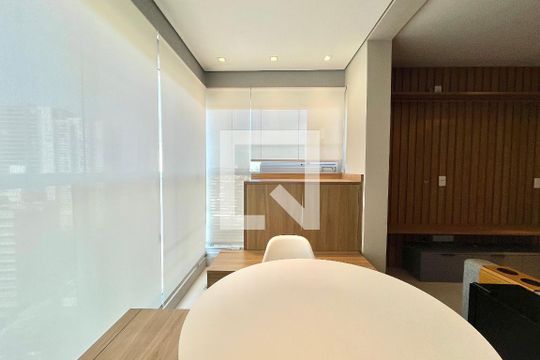Varanda de apartamento à venda com 1 quarto, 50m² em Vila Clementino, São Paulo