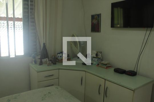 Suíte de casa à venda com 3 quartos, 140m² em Socorro, São Paulo