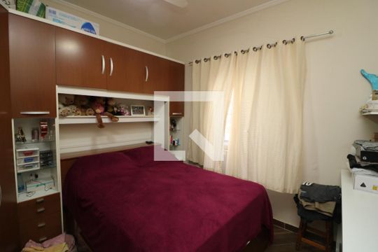 Quarto de casa à venda com 5 quartos, 400m² em Jardim Vila Formosa, São Paulo