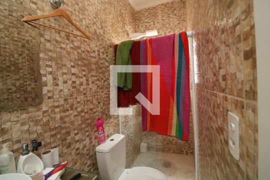 Banheiro da Suíte de casa à venda com 5 quartos, 400m² em Jardim Vila Formosa, São Paulo