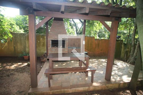 Área comum - Churrasqueira de apartamento à venda com 2 quartos, 55m² em Glória, Porto Alegre