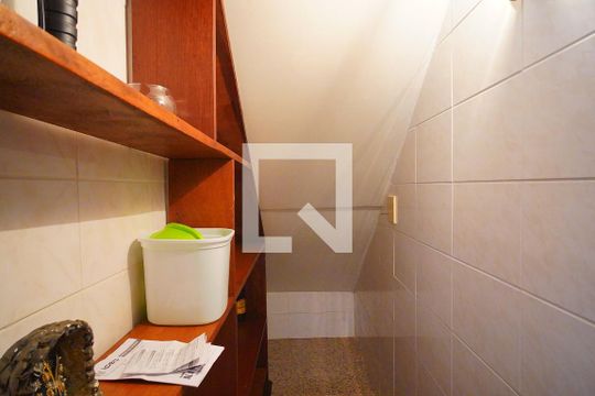 Despensa de casa à venda com 3 quartos, 300m² em Cristo Redentor, Porto Alegre