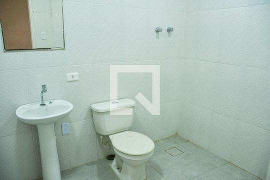 Banheiro de casa para alugar com 2 quartos, 150m² em Santa Paula, São Caetano do Sul
