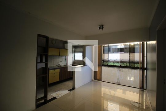 Sala de apartamento à venda com 2 quartos, 170m² em São Sebastião, Porto Alegre