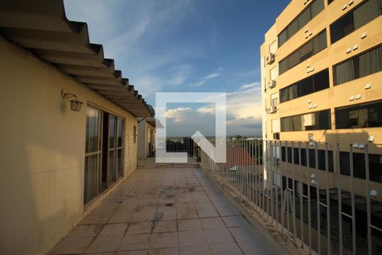 Área comum de apartamento à venda com 2 quartos, 170m² em São Sebastião, Porto Alegre