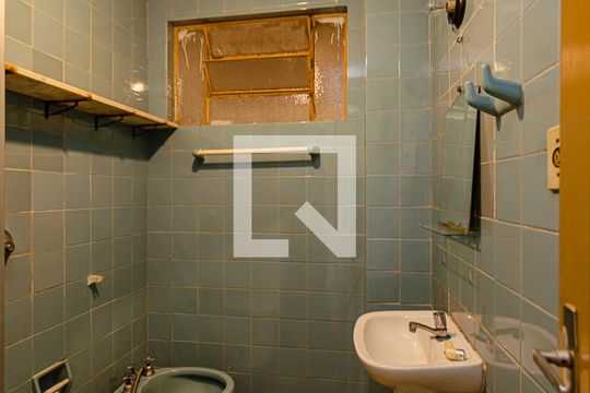 Banheiro de apartamento para alugar com 3 quartos, 100m² em São Domingos, Niterói