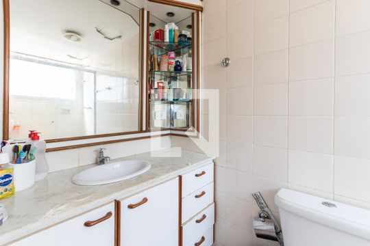 Banheiro Suíte de apartamento à venda com 3 quartos, 87m² em Tijuca, Rio de Janeiro