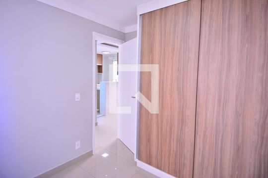 Quarto 1 de apartamento à venda com 2 quartos, 45m² em Parque das Cachoeiras, Campinas