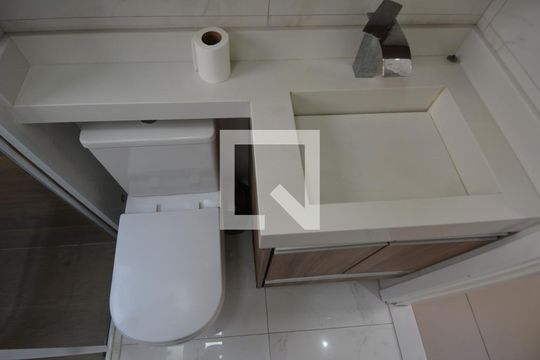 Banheiro de apartamento à venda com 2 quartos, 45m² em Parque das Cachoeiras, Campinas