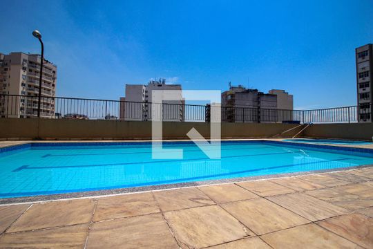 Área comum - Piscina de apartamento à venda com 2 quartos, 62m² em Maracanã, Rio de Janeiro