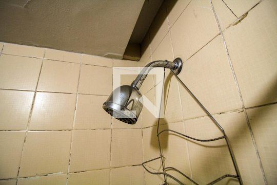 Banheiro Social de apartamento à venda com 2 quartos, 62m² em Maracanã, Rio de Janeiro