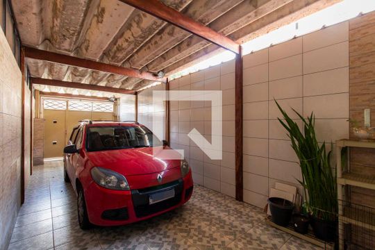 Garagem de casa à venda com 2 quartos, 98m² em Cidade Líder, São Paulo