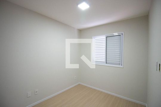 Quarto 1 de apartamento à venda com 2 quartos, 47m² em Itaquera, São Paulo