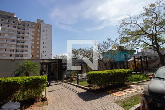 Fachada de apartamento à venda com 2 quartos, 47m² em Itaquera, São Paulo